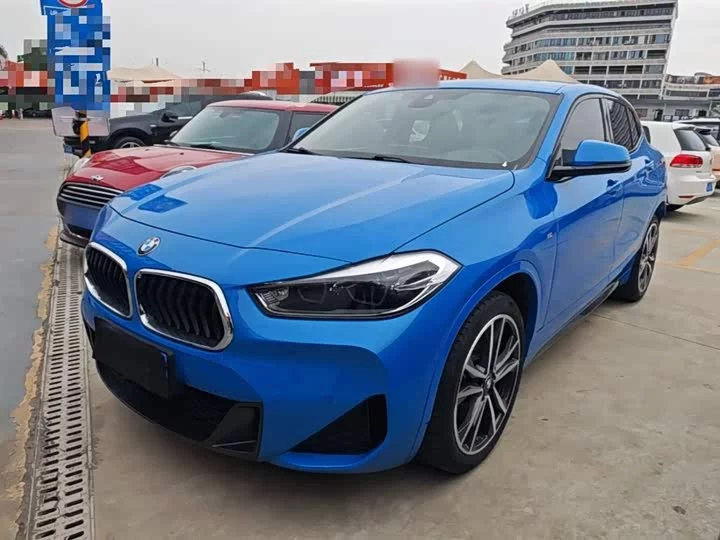 BMW X2