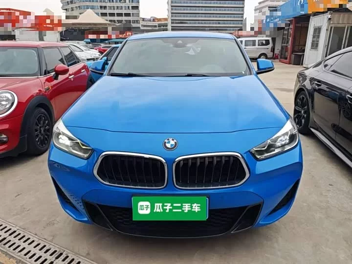 BMW X2
