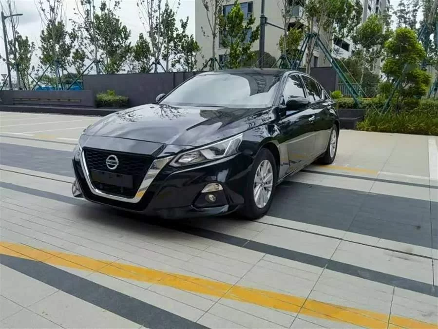 Nissan Teana