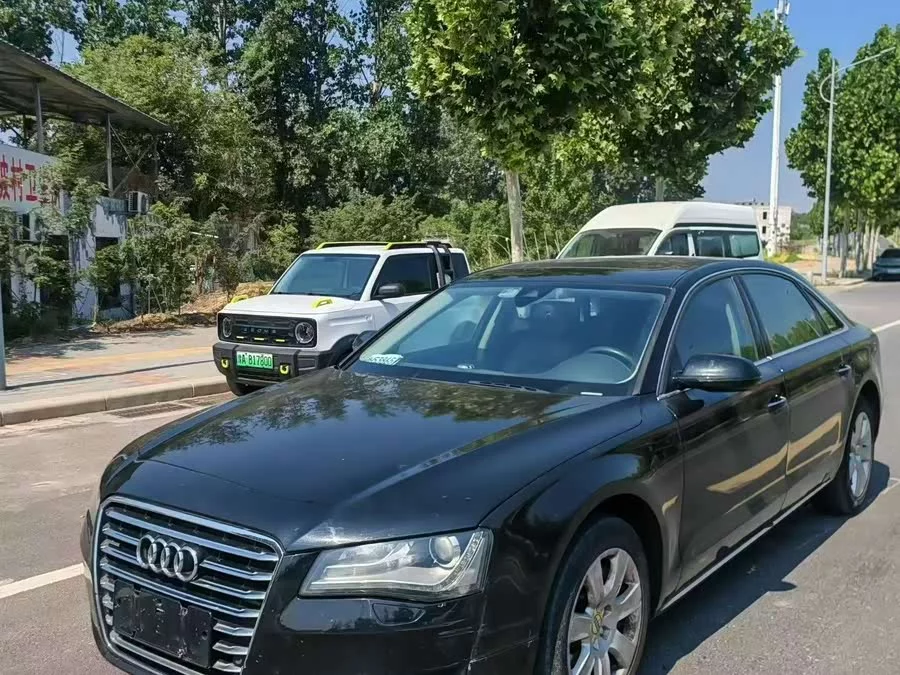 Audi A8