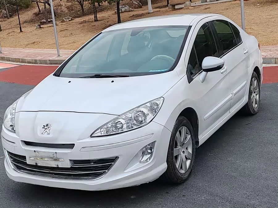 Peugeot 408