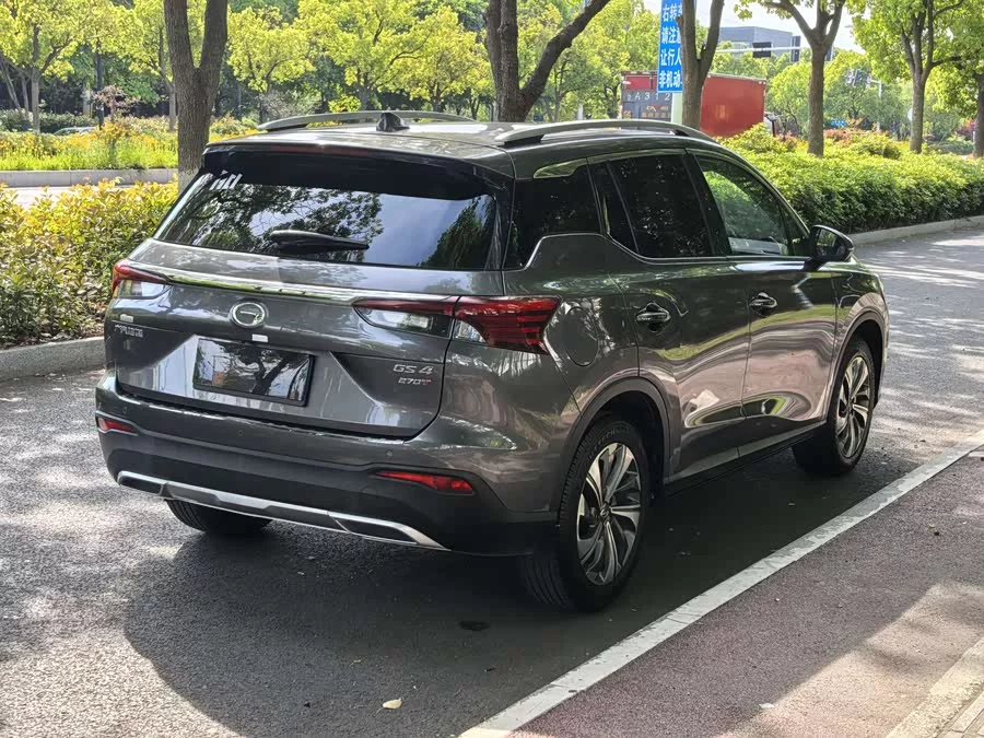 GAC Trumpchi GS4