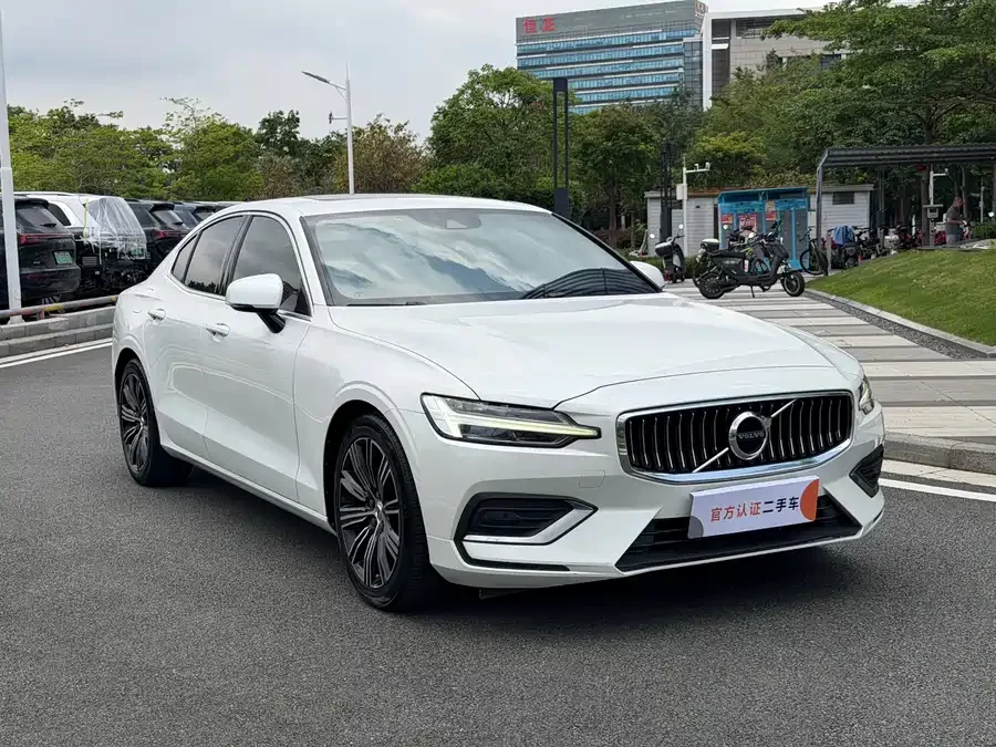 Volvo S60