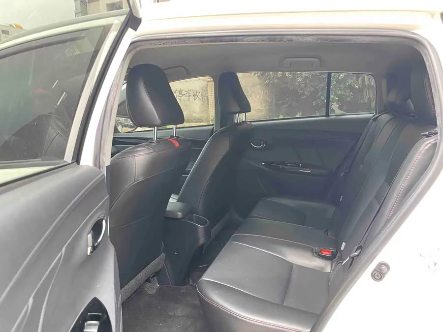 Toyota YARiS L