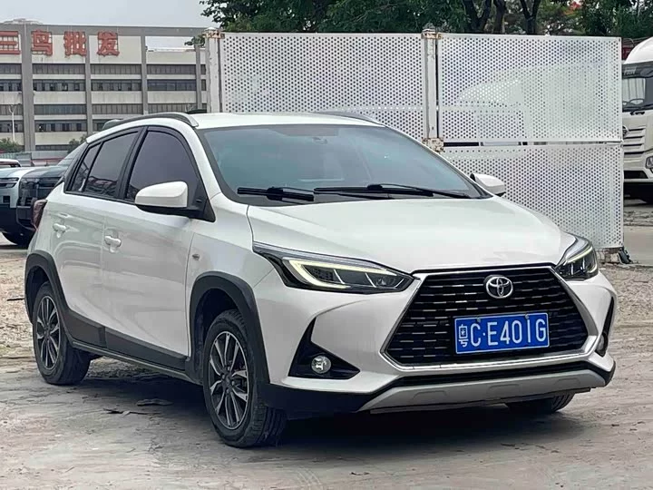 Toyota Yaris L