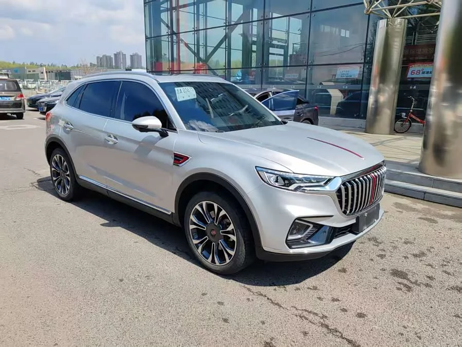 Hongqi HS5