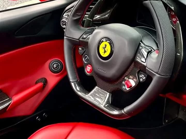 ferrari 488
