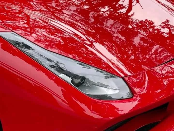 ferrari 488