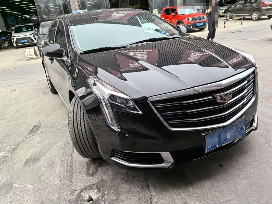 Cadillac XTS