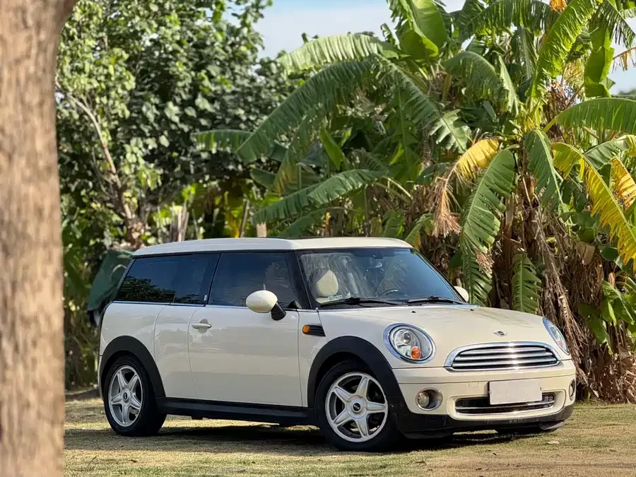 MINI CLUBMAN