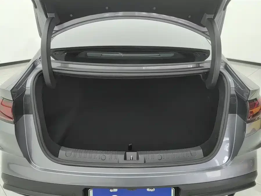 BYD Qin L