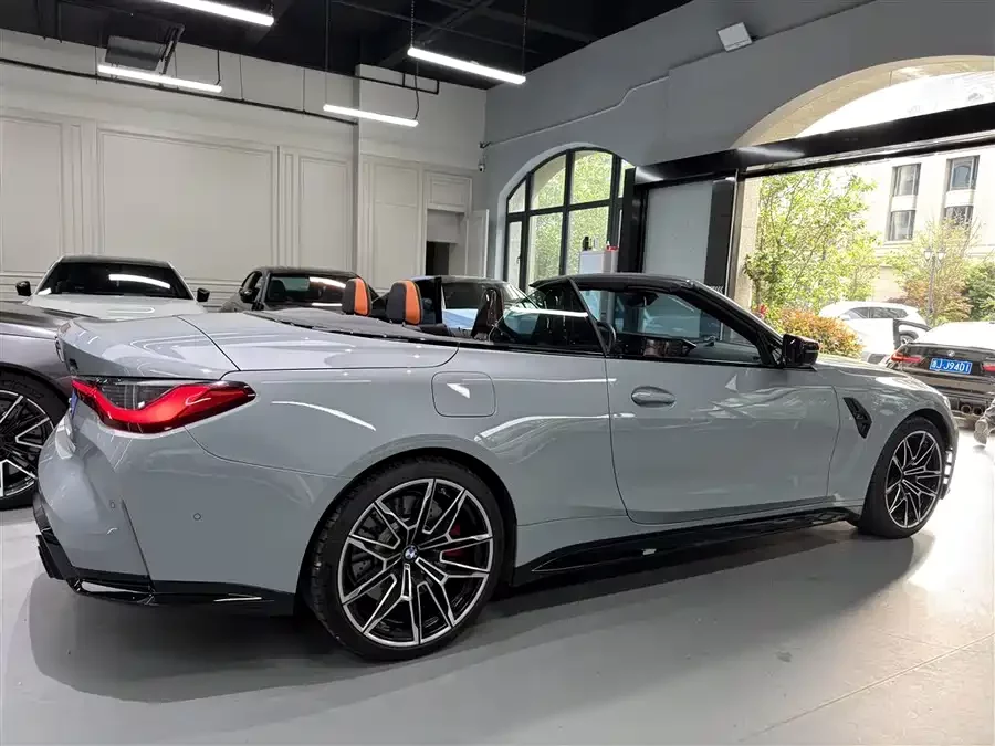BMW M4