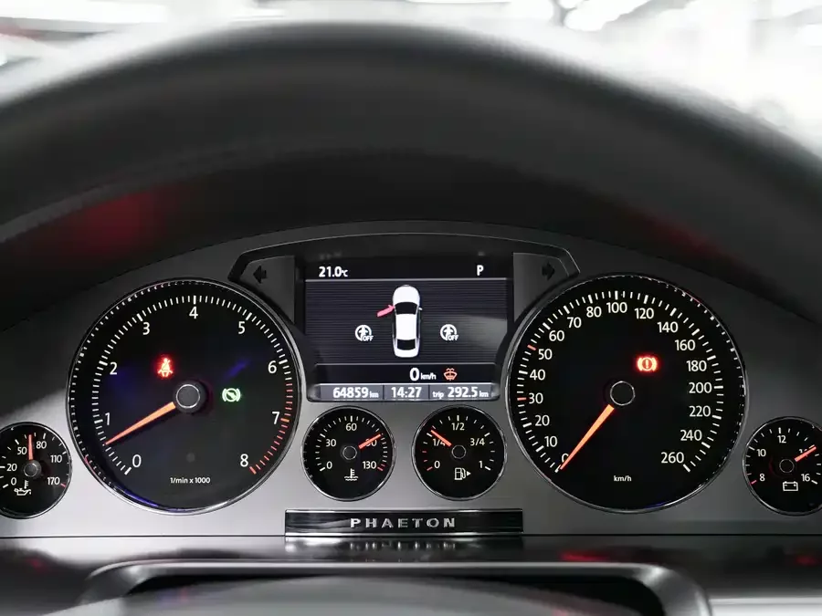 Volkswagen Phaeton / Phideon