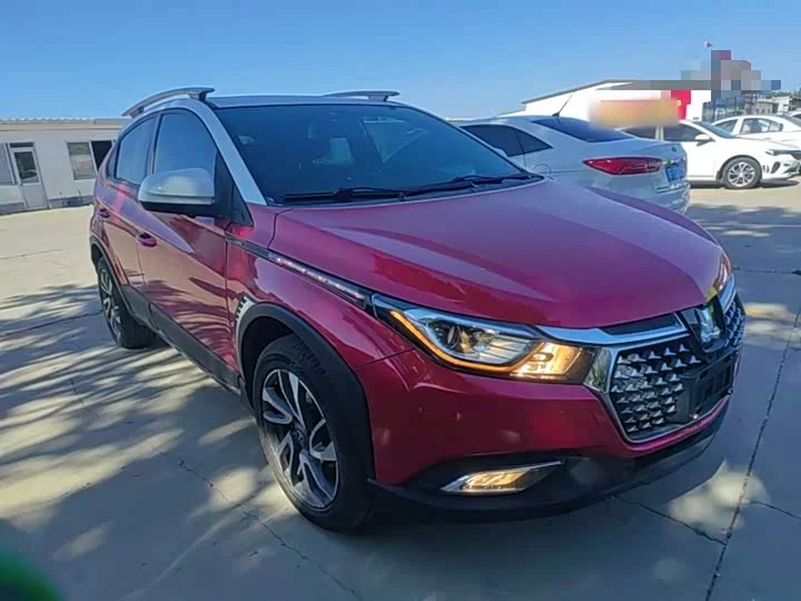 Nazhijie U5 SUV