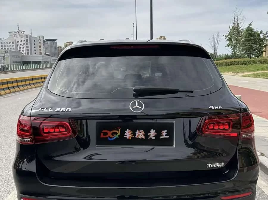 Mercedes Benz GLC