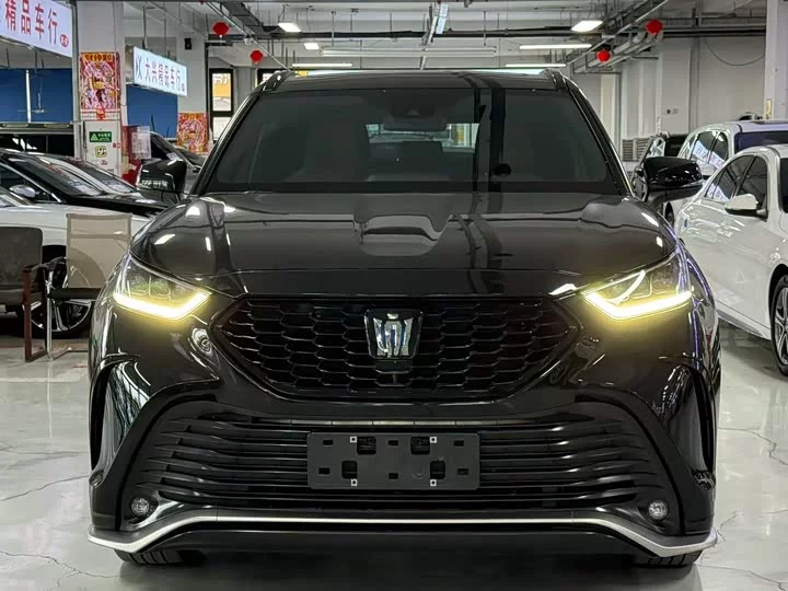 Toyota Crown Kluger