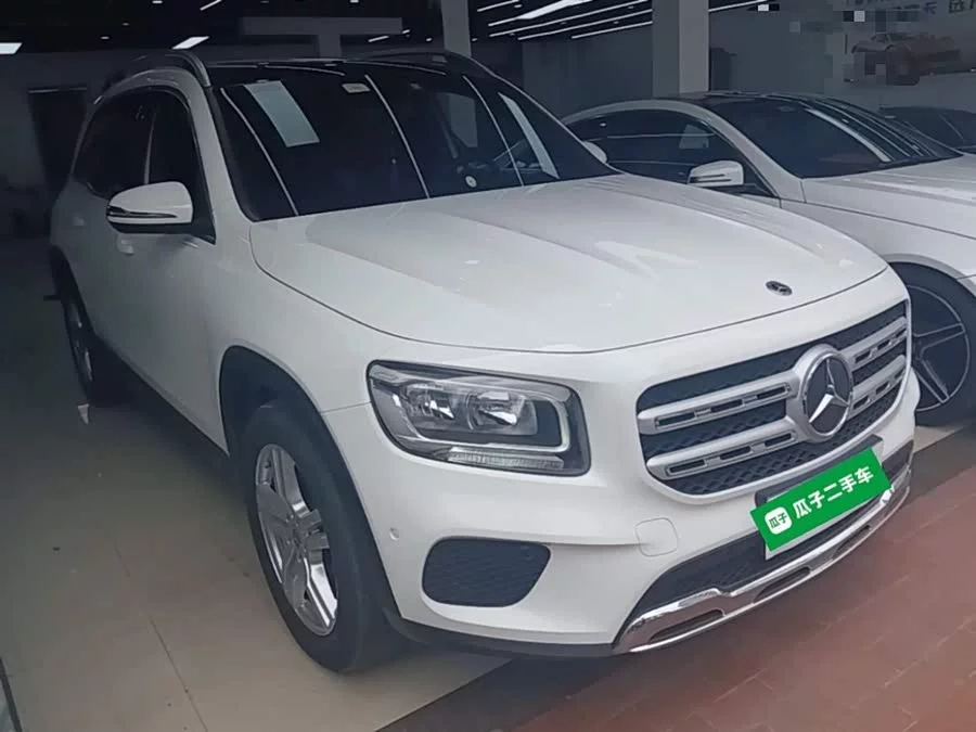 Mercedes Benz GLB