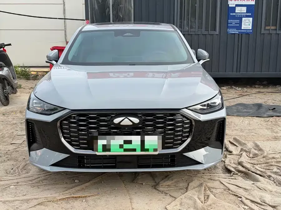 Chery Fengyun A8L