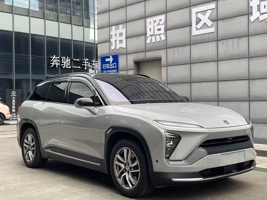 NIO ES6