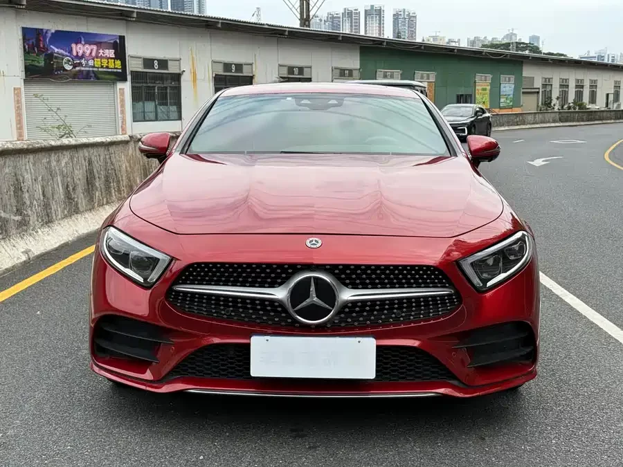 Mercedes Benz CLS