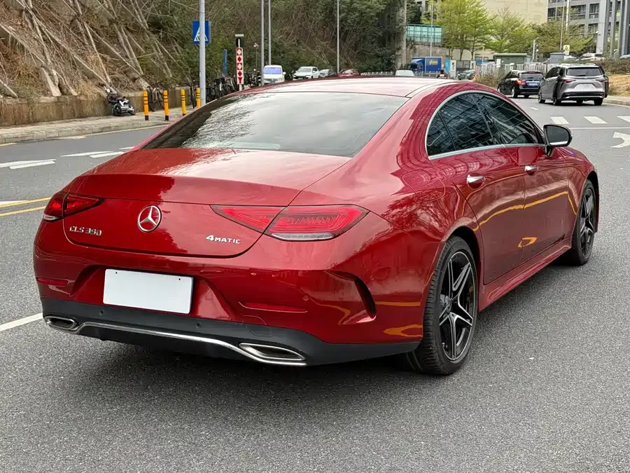 Mercedes Benz CLS