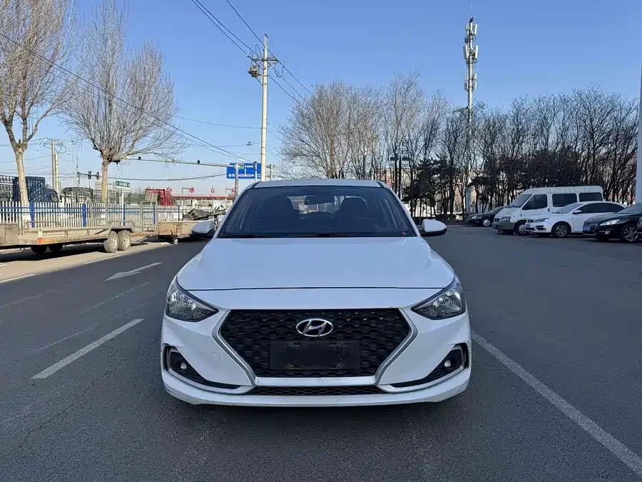 Hyundai Elantra / Celesta