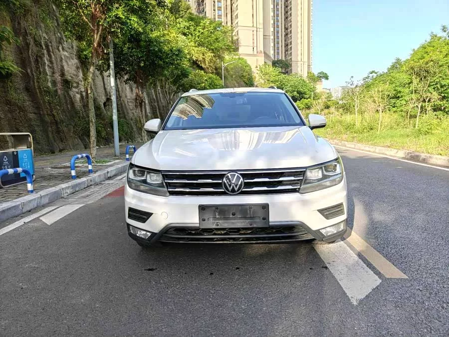 Volkswagen Tiguan L
