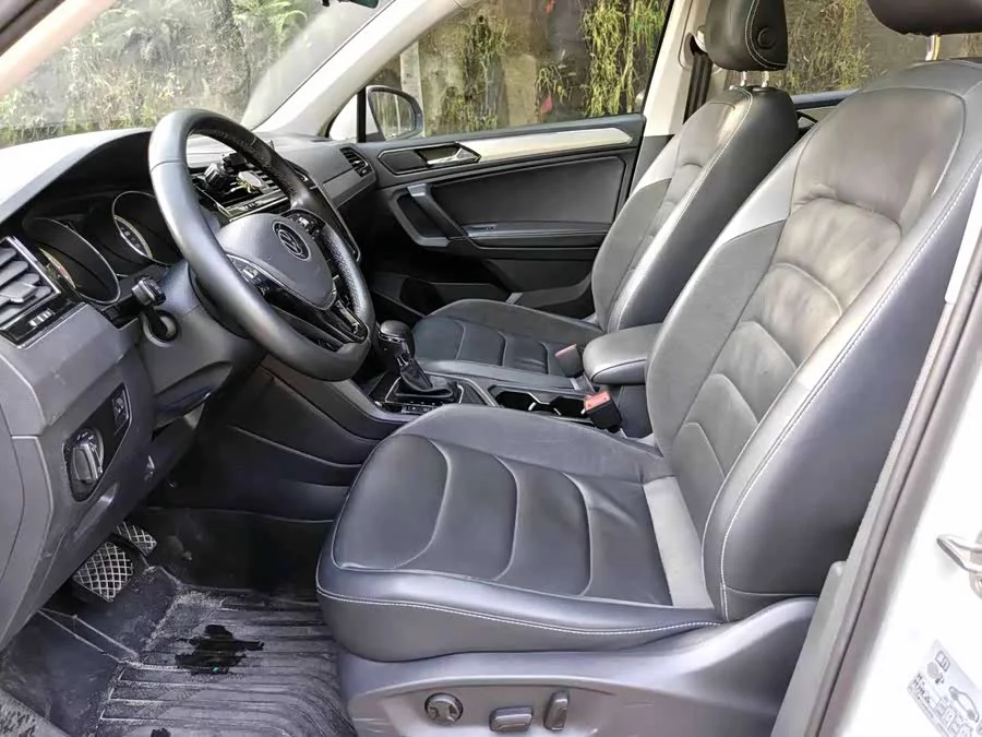 Volkswagen Tiguan L