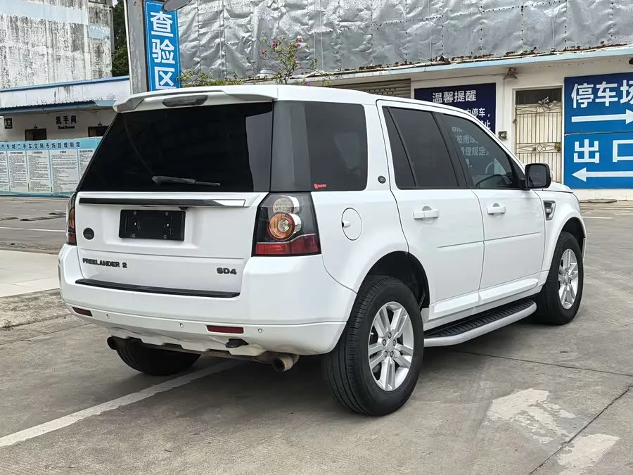 Land Rover Freelander 2