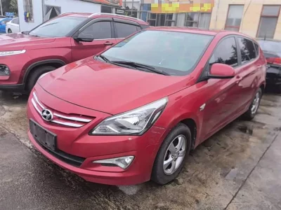 Hyundai Verna RV