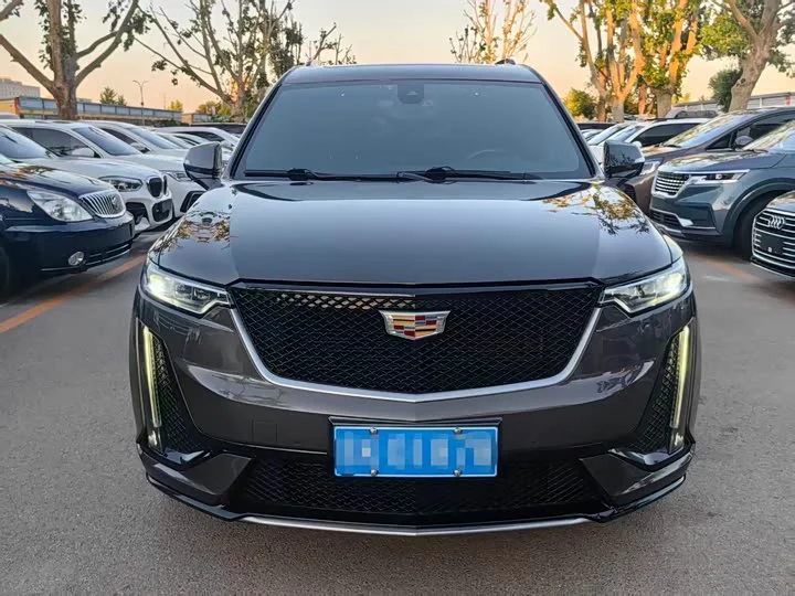 Cadillac XT6
