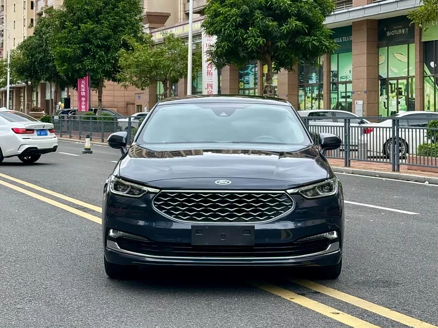 Ford Taurus