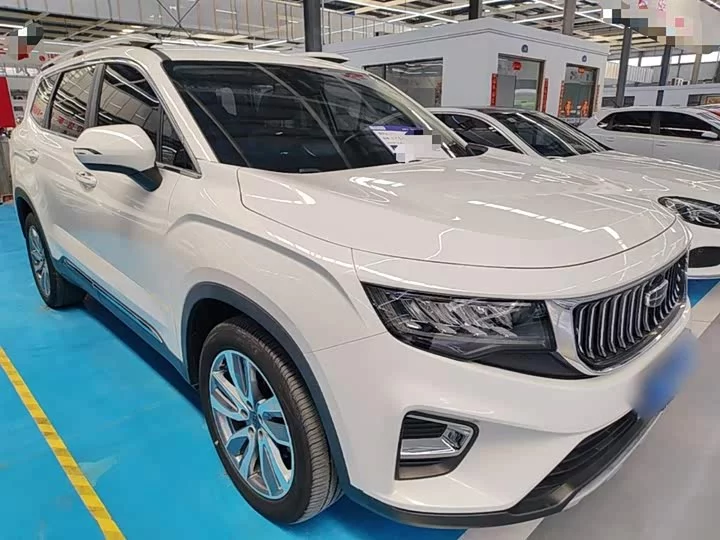Geely Okavango