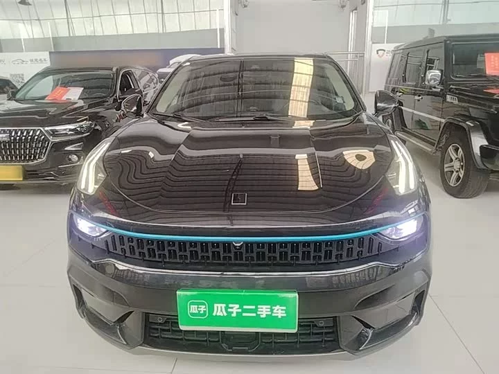 Lynk & Co 05