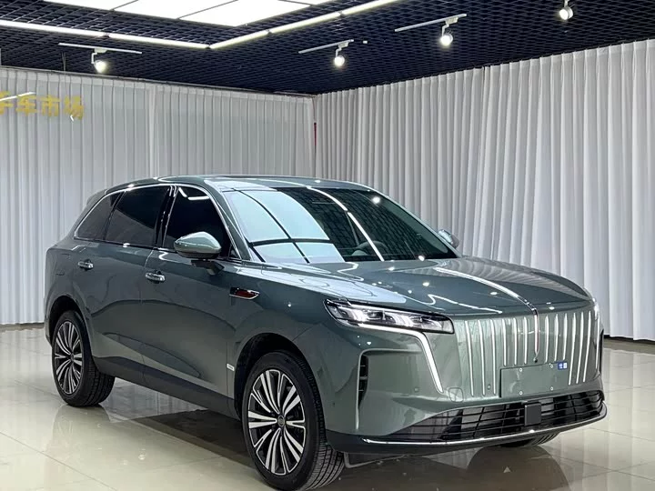 Hongqi HS6 PHEV