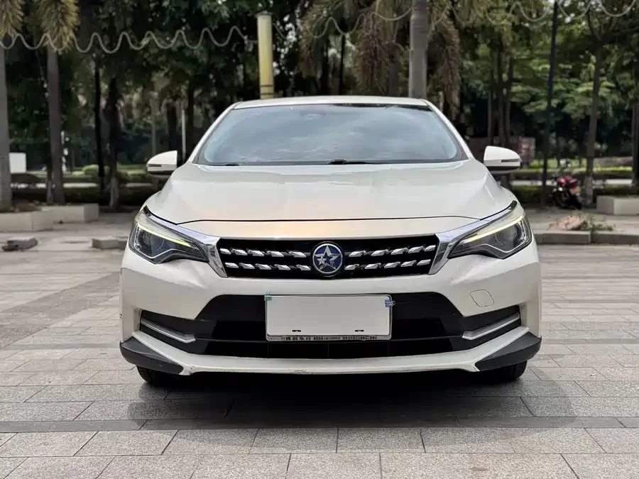 Venucia D60