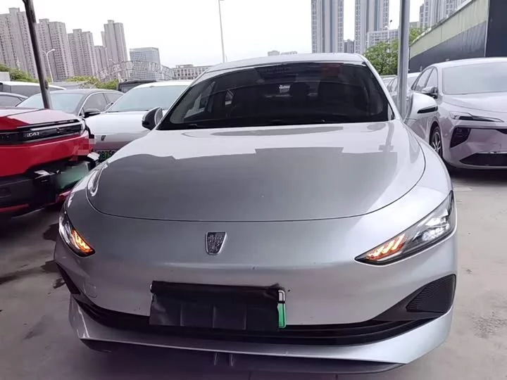 Roewe D7
