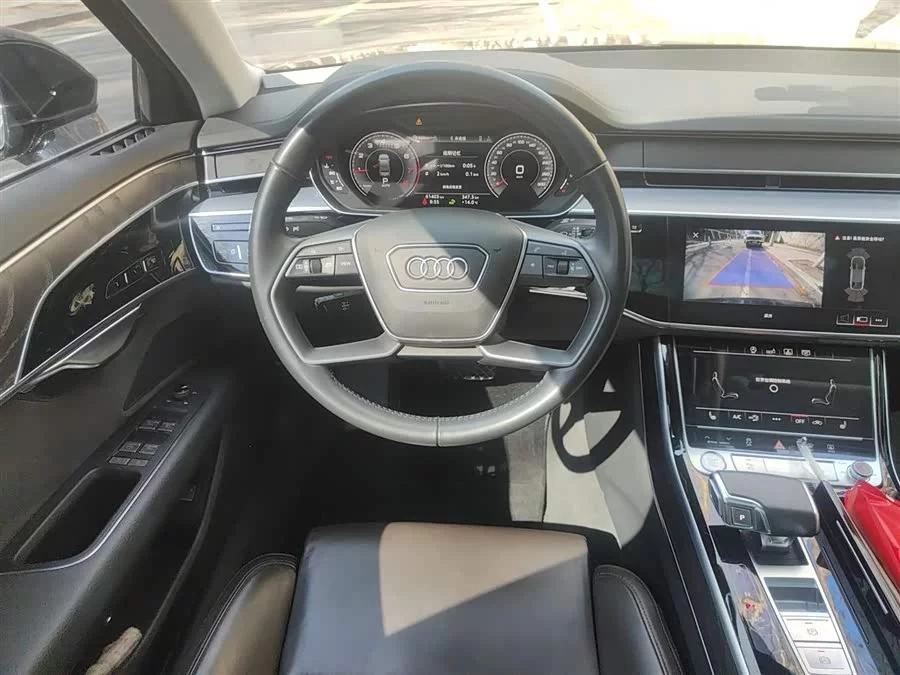 Audi A8