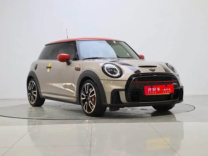 MINI JCW