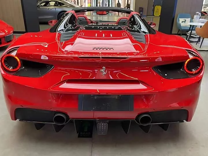 ferrari 488