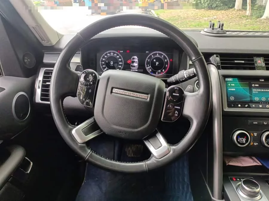Land Rover finds