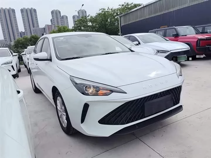 Roewe i5