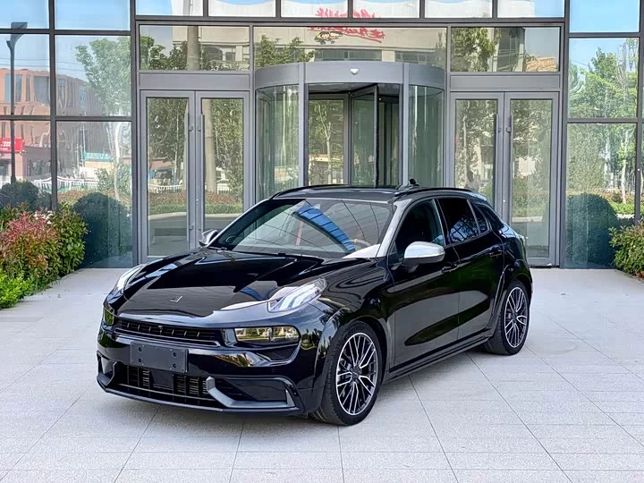 Lynk & Co 02 Hatchback