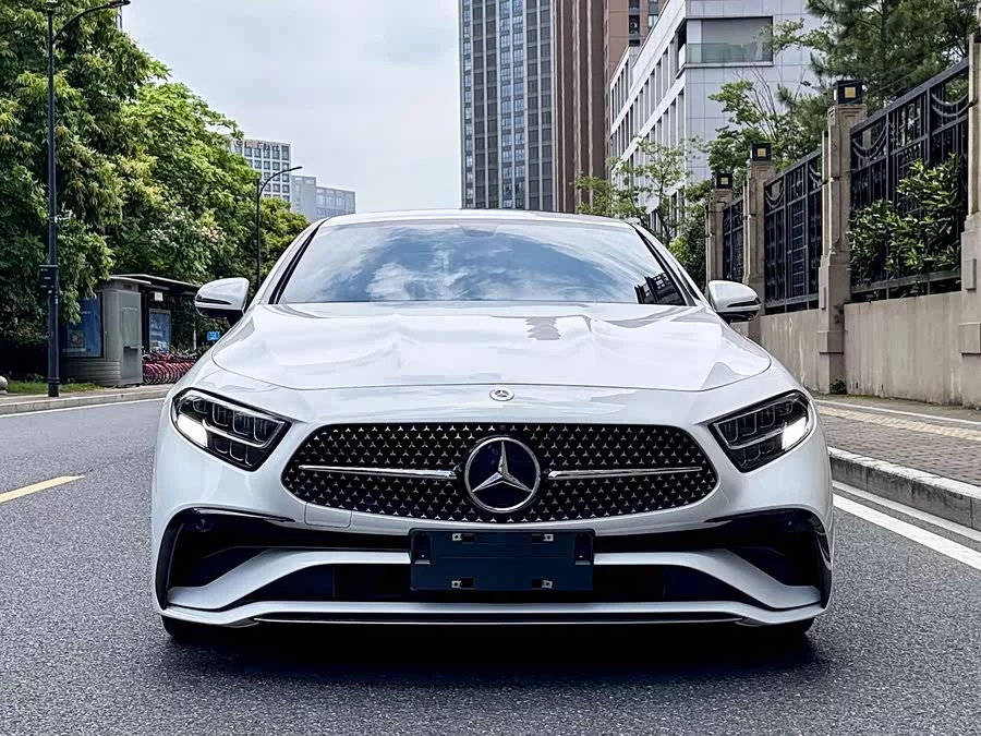 Mercedes Benz CLS