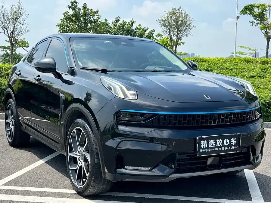 Lynk & Co 05