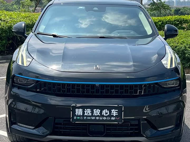 Lynk & Co 05