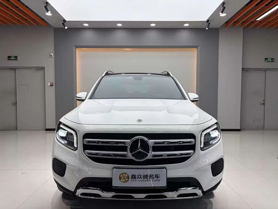 Mercedes Benz GLB