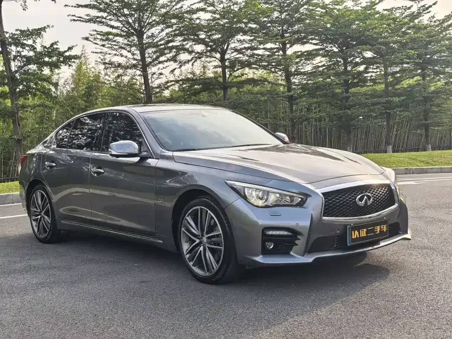 Infiniti Q50L