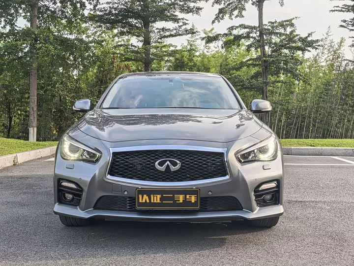 Infiniti Q50L