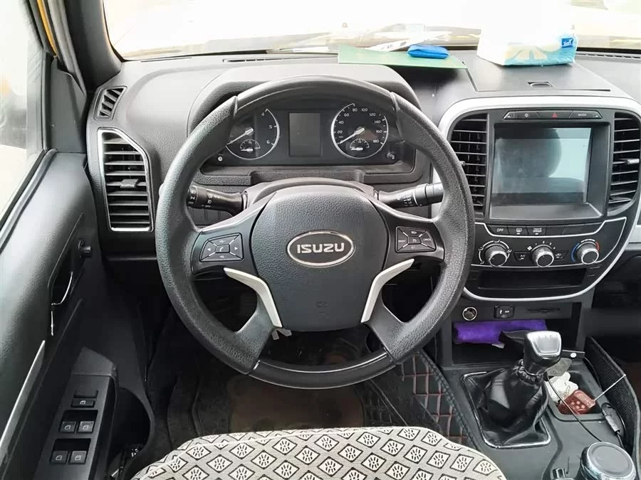 Isuzu Qingling  T17